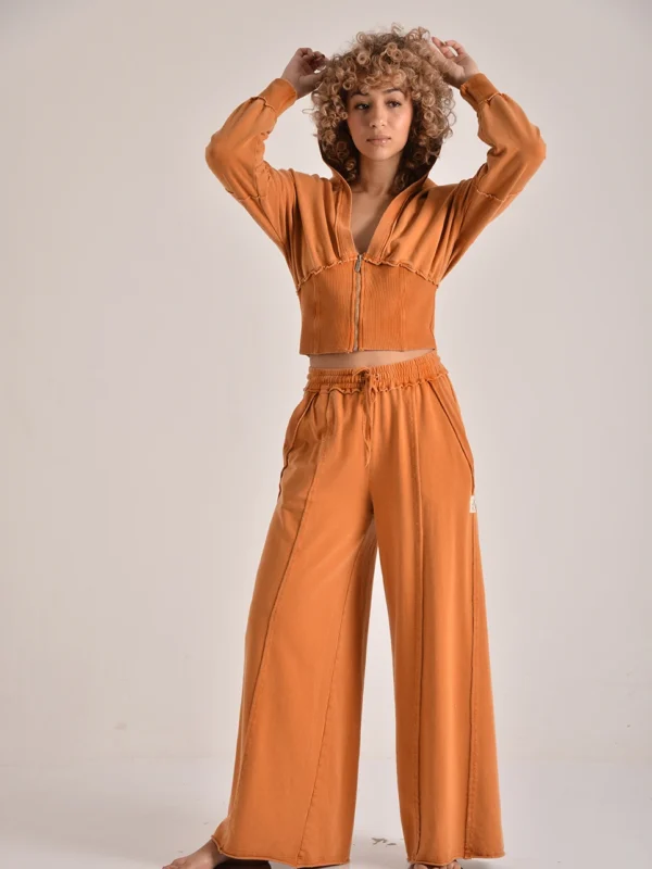 The Wide-Leg Cotton Pants