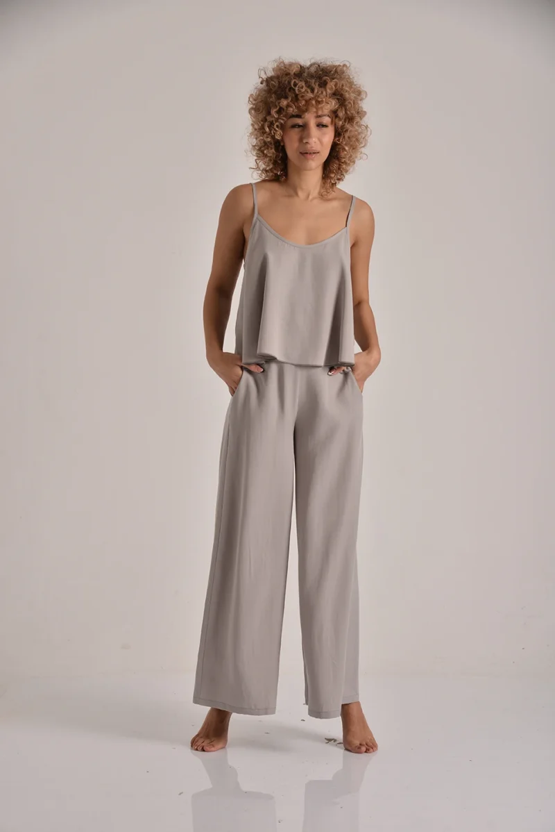 The Wide-Leg Tencel Pants - Image 4